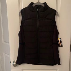 Lightweight athletic zip up vest